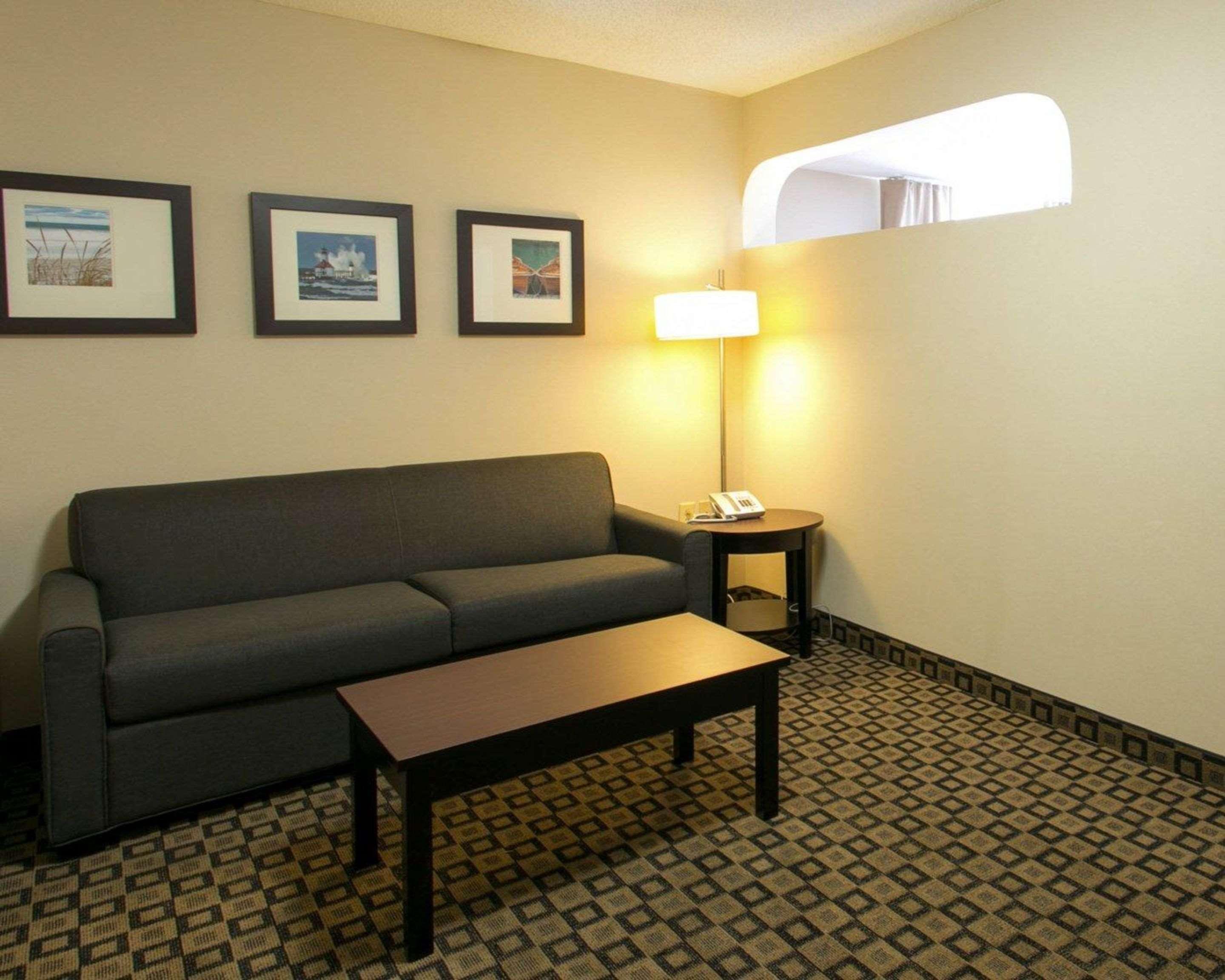 Comfort Suites Benton Harbor - St Joseph Eksteriør billede